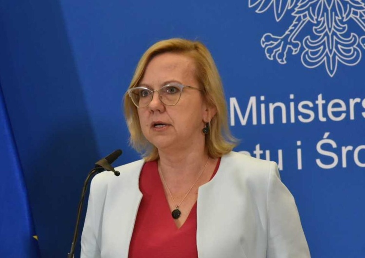 Minister Klimatu Anna Moskwa Minister Moskwa protestuje przeciwko przeniesieniu leśnictwa do kompetencji UE