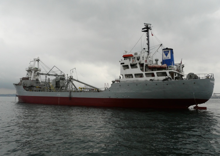 Turecki statek towarowy Tuzla Chersoń: Turecki statek towarowy trafiony rosyjskimi rakietami [WIDEO]