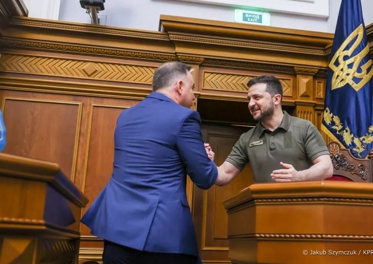 Andrzej Duda i Wołodymyr Zełenski Zagraniczne media o Polsce: „Cichy bohater” stojący za pomocą Ukrainie