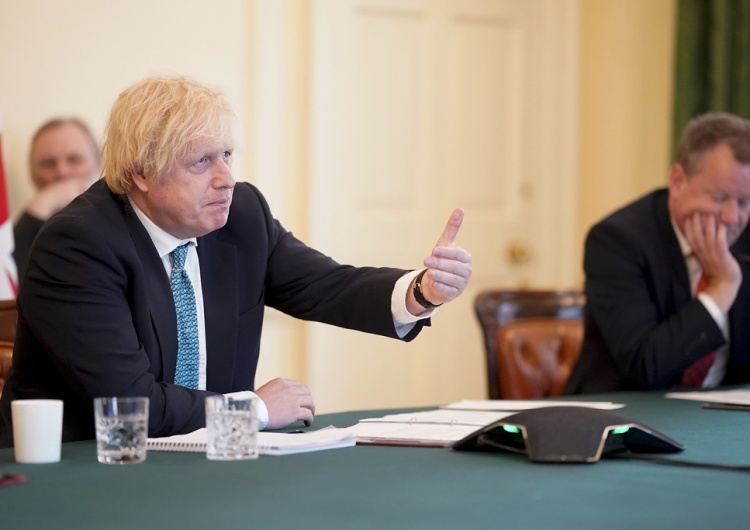 Boris Johnson Johnson ujawnia kulisy rozmów z Putinem. Zagroził mu atakiem rakietowym