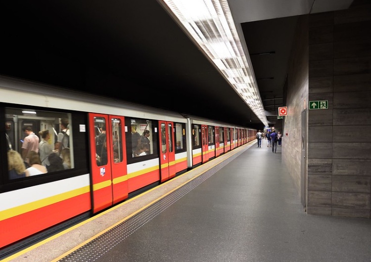 metro Warszawa Incydent w warszawskim metrze. 