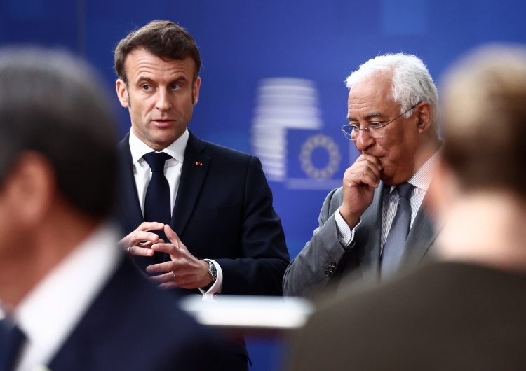 Emmanuel Macron Dziennik „Le Monde”: „Polacy nie muszą debatować, bo oni mieli rację”