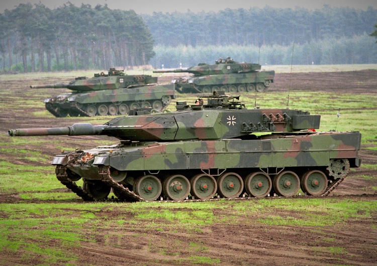 Czołg Leopard 2A5 Rozłam ws. wysłania czołgów dla Ukrainy. Dwa kraje NATO wycofują się z koalicji