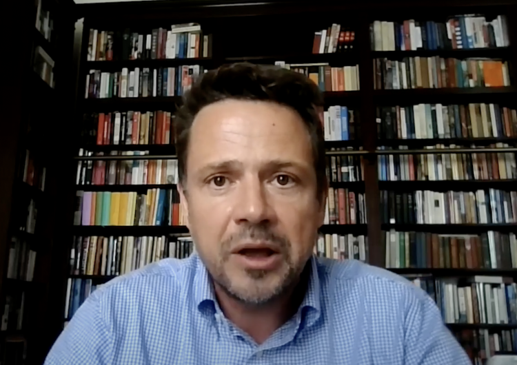 Rafał Trzaskowski Trzaskowski usiłował odciąć się od postulatów C40 Cities, ale na kongresie mówił o