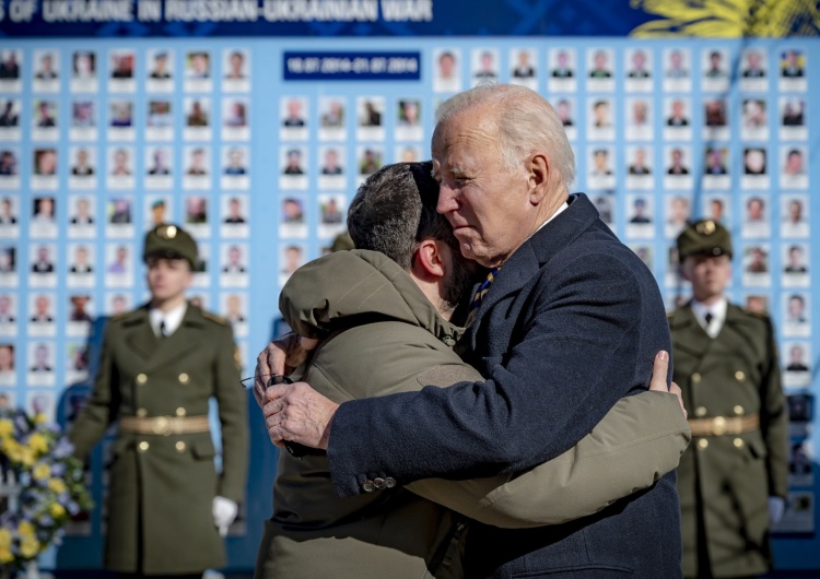 Joe Biden i Wolodymyr Zelenski Joe Biden w Kijowie. Biały Dom wydał oświadczenie