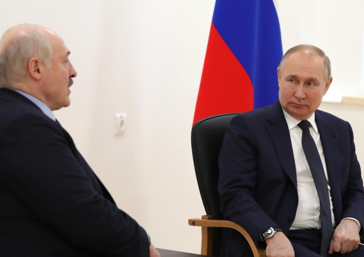 Aleksander Łukaszenka i Władimir Putin Wyciekł rosyjski dokument ws. Białorusi. „Zagrożenie dla Polski”