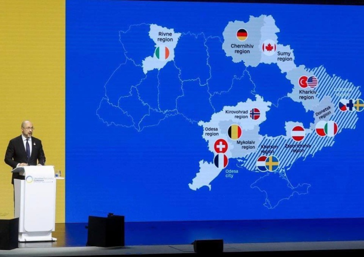 Denys Szmyhal przedstawia mapę odbudowy Ukrainy „To wymaga przemyślenia”. Poseł PiS apeluje do premiera Ukrainy w sprawie przyznania Polsce Doniecka w planie odbudowy