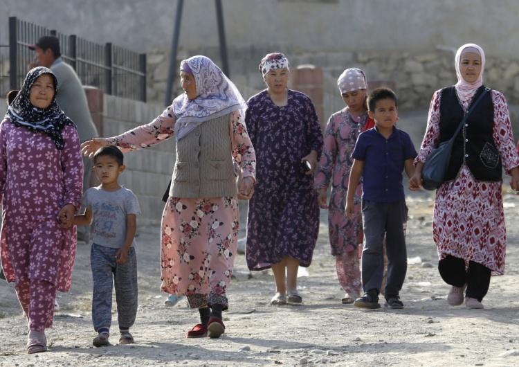 uchodźcy na granicy tadżycko-kirgiskiej KEP apeluje o dalszą otwartość na migrantów oraz o systemową pomoc dla nich