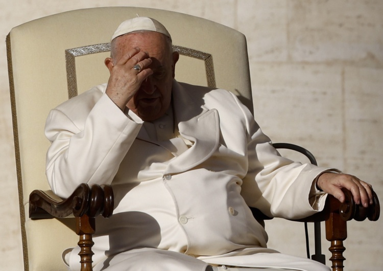 Papież Franciszek Papież: Trwa III wojna światowa, potrzeba zdecydowanych działań