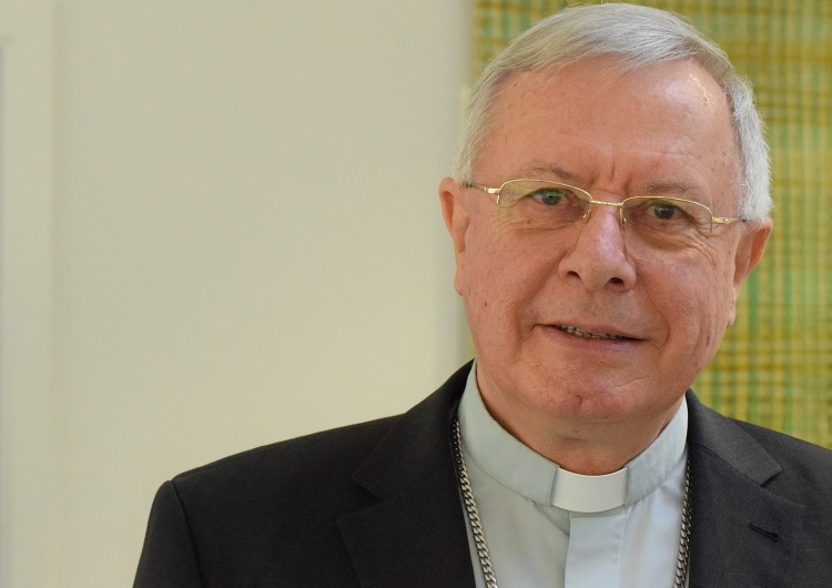 bp Paul Hinder Bp Hinder: „Dla niektórych muzułmanów Franciszek jest też ich papieżem” [wywiad]