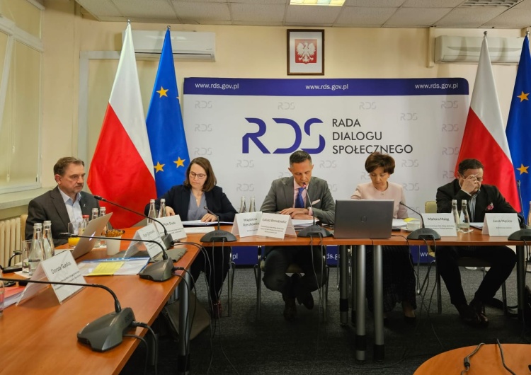  RDS: Blisko 3 proc. wzrost PKB i inflacja na poziomie 6,5 proc. - rozpoczęły się prace nad budżetem na 2024 rok